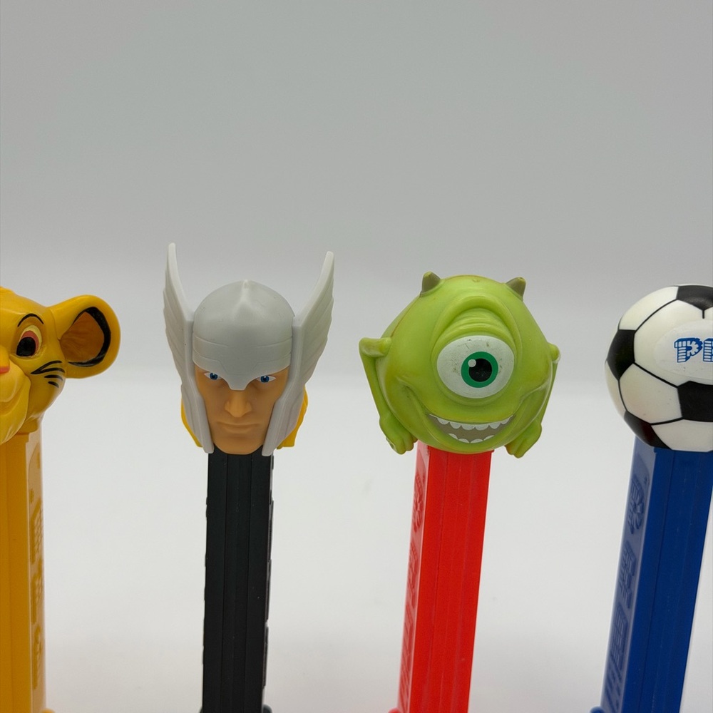 Vintage Mix of PEZ Dispensers Elsa Simba Thor Mike Soccer Witch Collectible - Picture 3 of 4